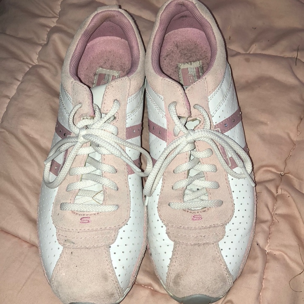 Skechers sneakers